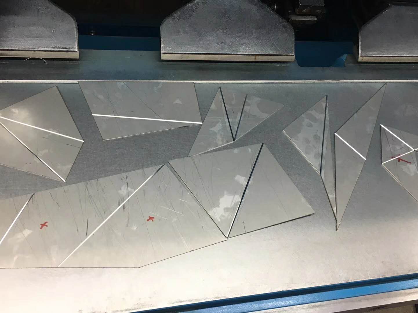 國輝刨槽機已抵達泰國，客戶很滿意